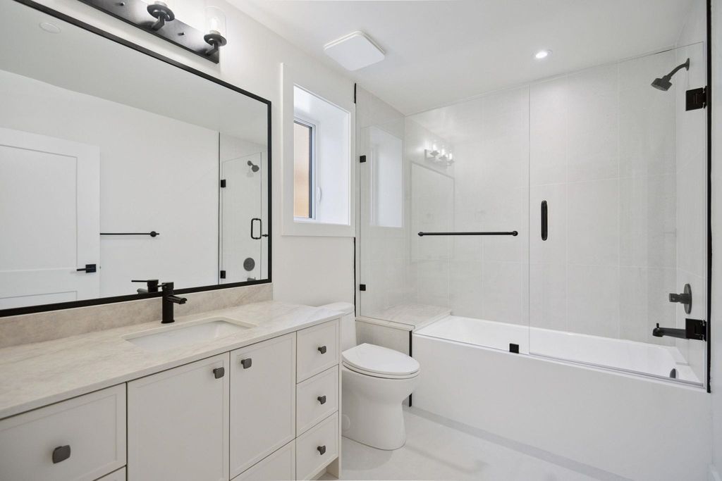 listing image 1106697584905025479