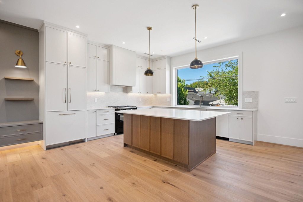 listing image 1101418592015411817