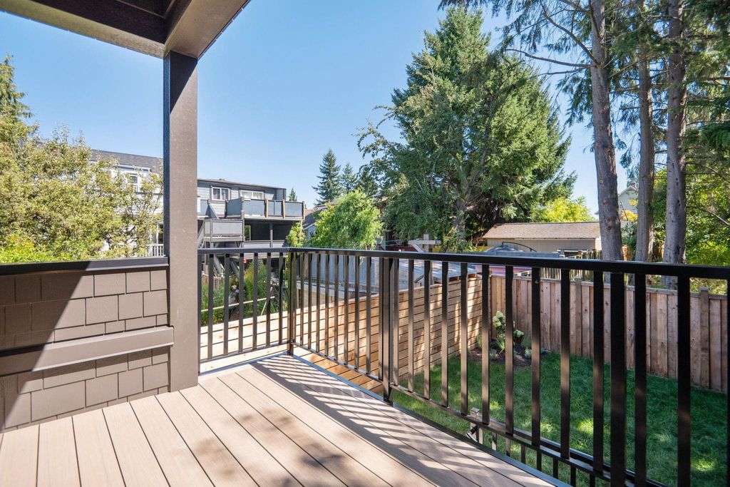 listing image 1105660188490745975