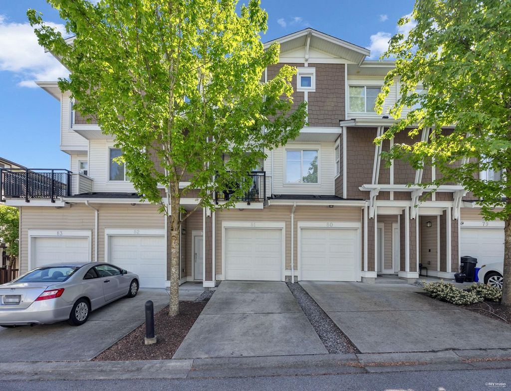 listing image 1102992132524815070