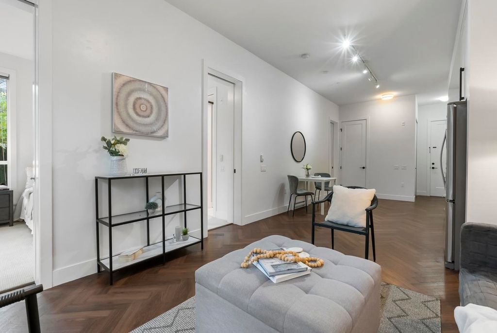 Photo of 14968 101a Avenue #122, Surrey, BC V3R 0E8 (MLS # R3066377)