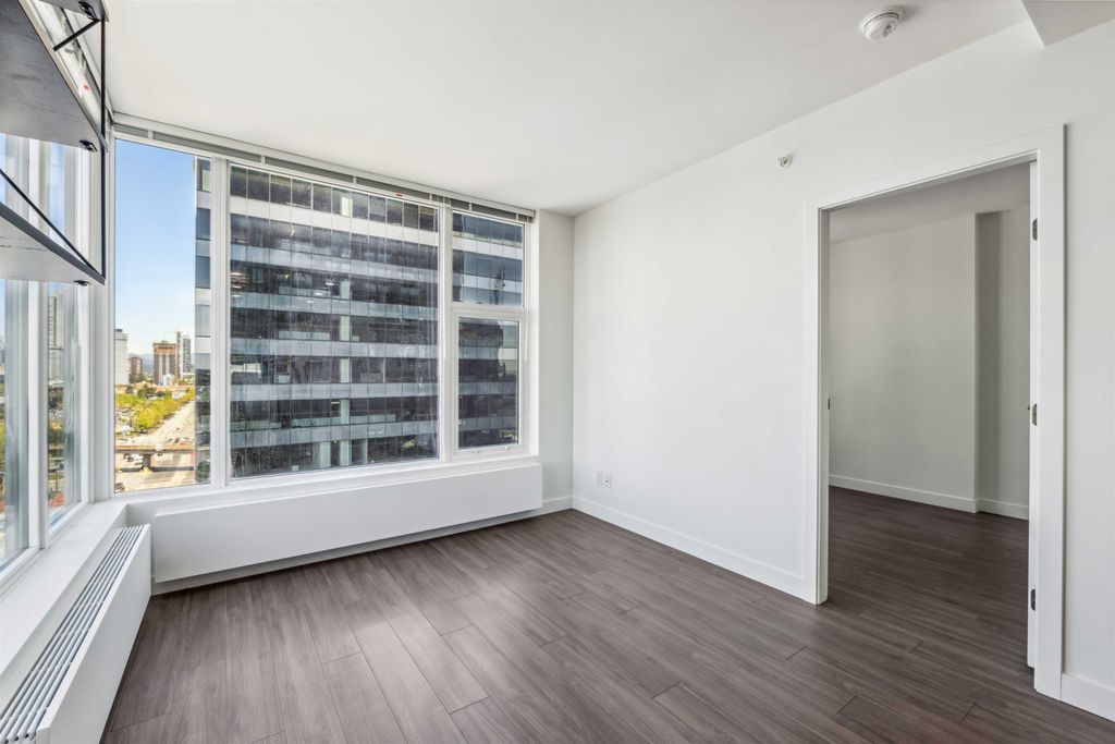 listing image 1103041921194290102