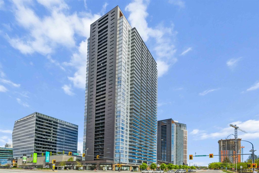 listing image 1109832888190228290