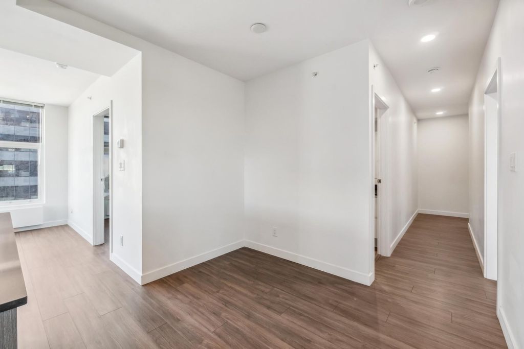 listing image 1105714723183324139