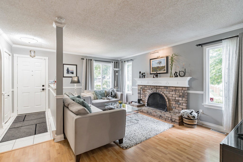 Photo of 7063 129a Street, Surrey, BC V3W 6T4 (MLS # R3171977)