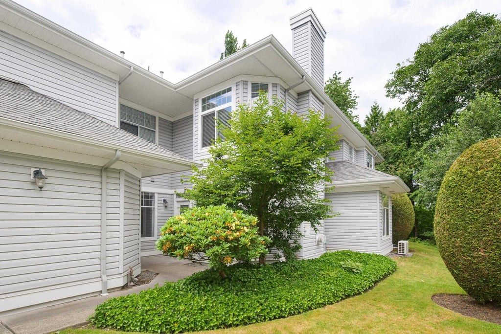 Photo of 5708 208 Street #12, Langley, BC V3A 8L4 (MLS # R3161886)