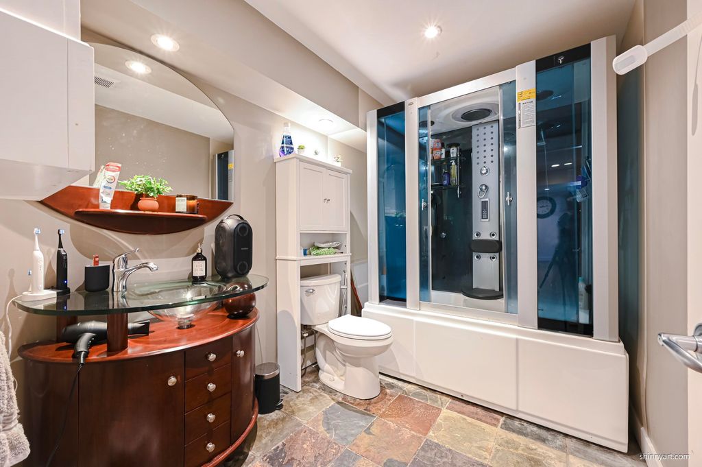 listing image 1103246807400652550