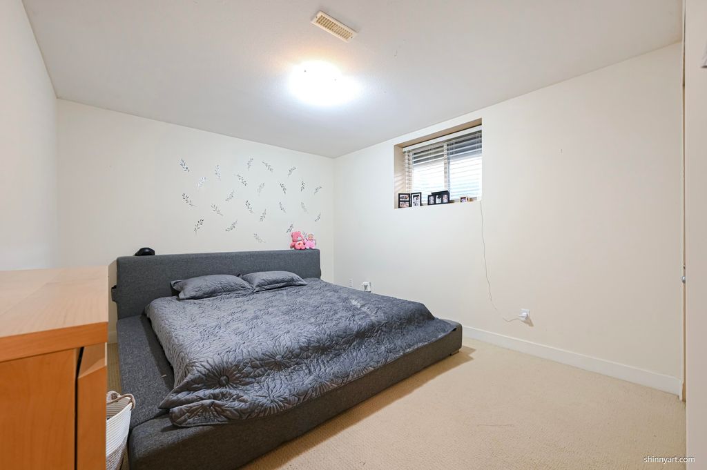 listing image 1109233421951423202