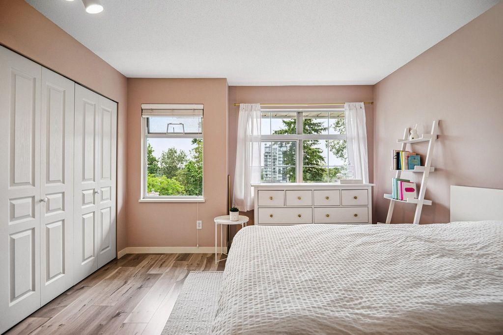 listing image 1107883237147244692