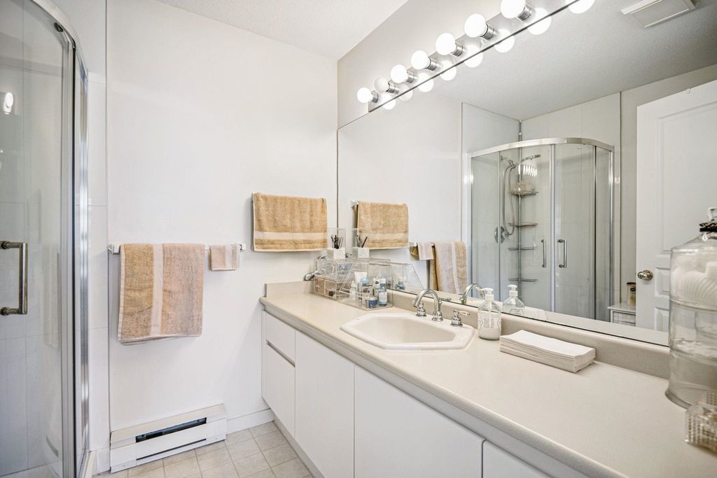 listing image 1102969719683783622