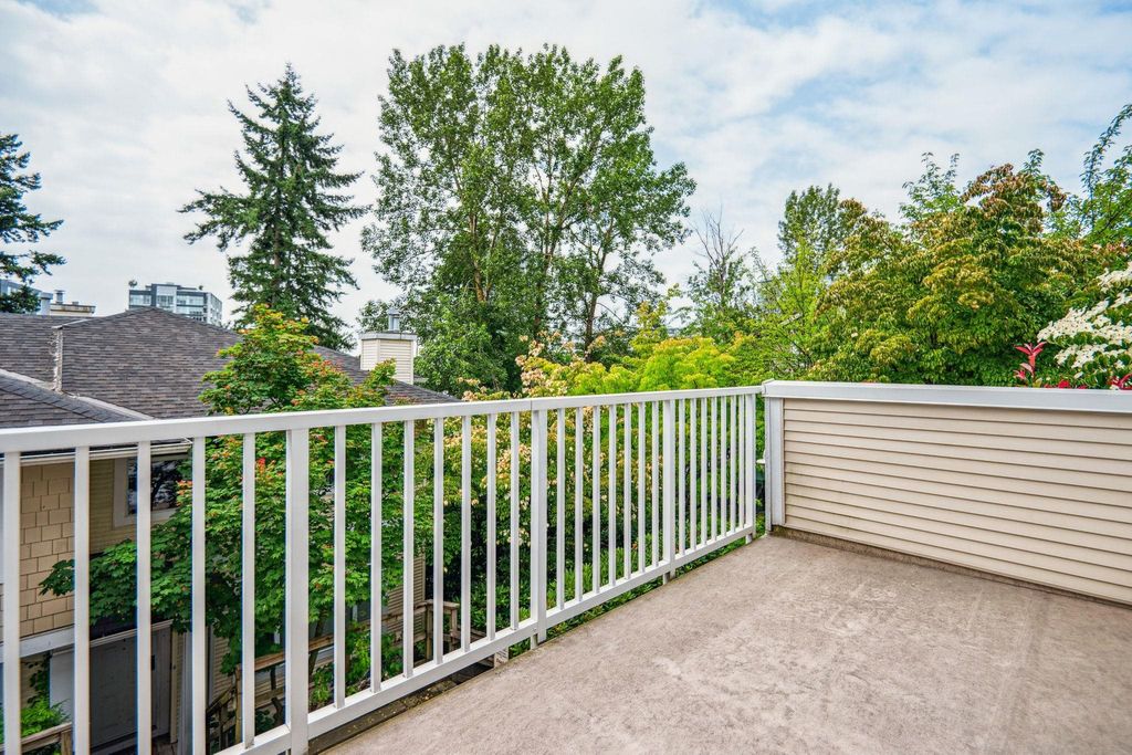 listing image 1109763040444311477