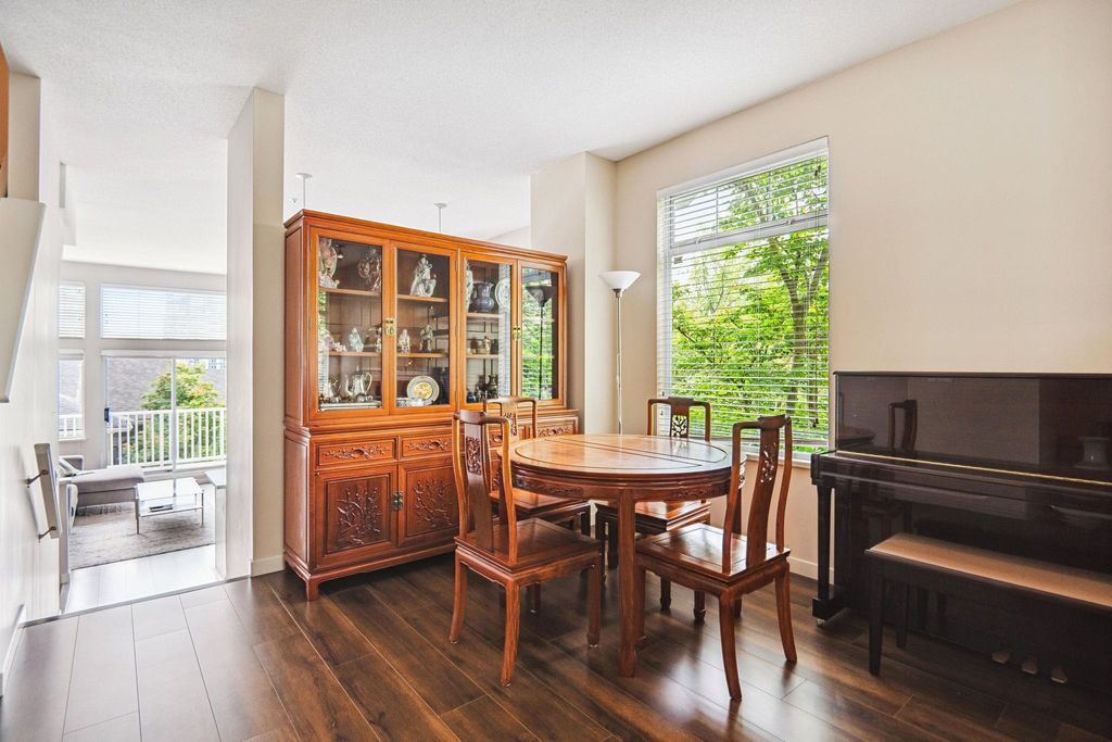 listing image 1100436297171728730