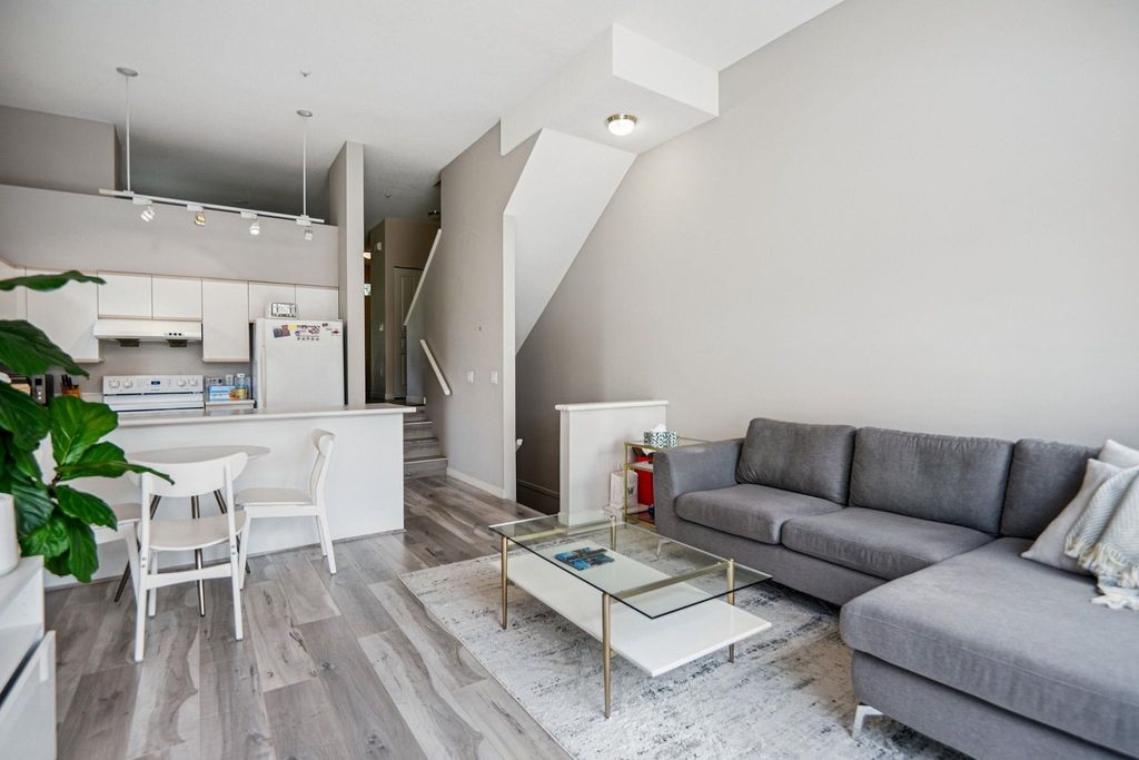 listing image 1100169509466900036