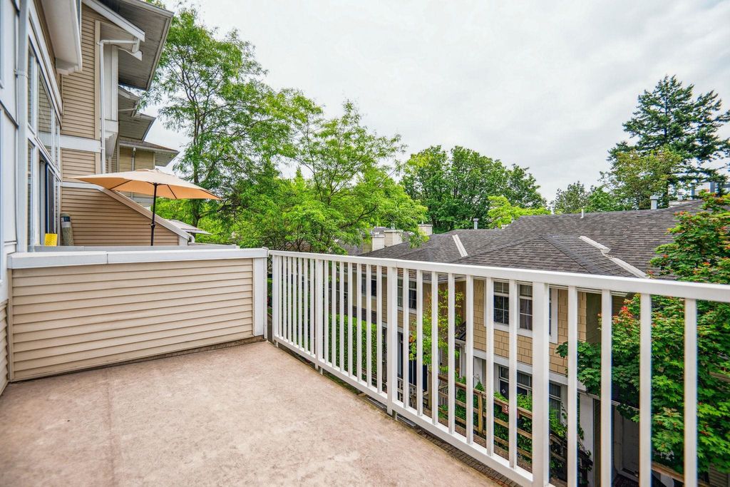 listing image 1104731575427365581