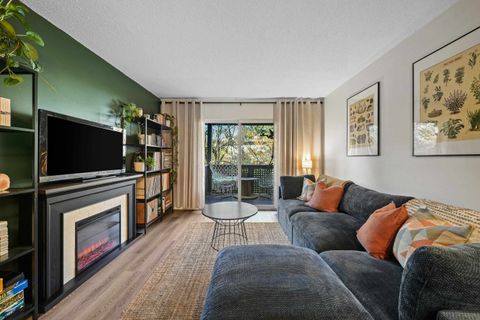 200 Westhill Place 148 Port Moody BC V3H 1V2
