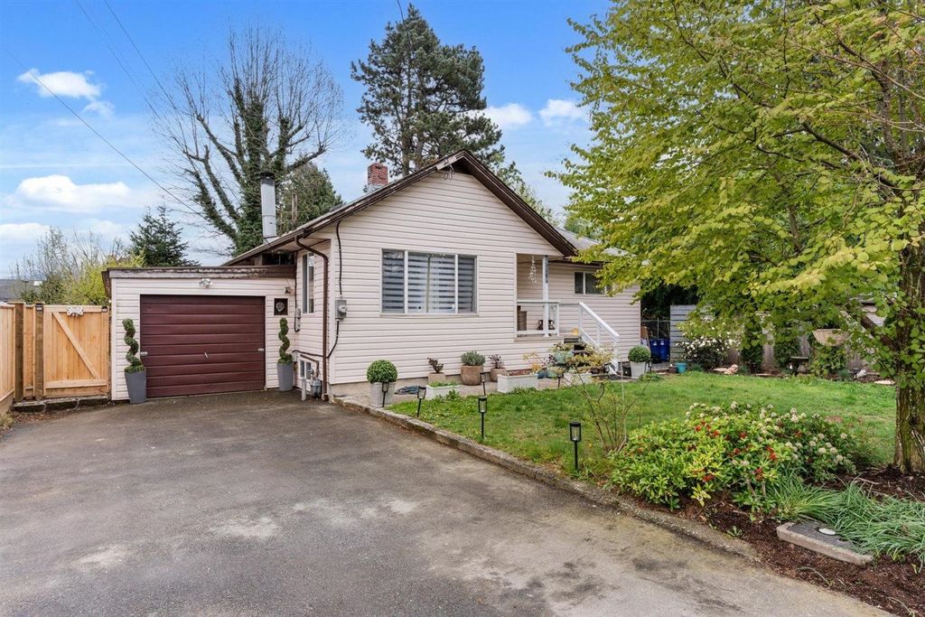 Photo of 9684 Maurice Street, Chilliwack, BC V2P 5B7 (MLS # R3111850)