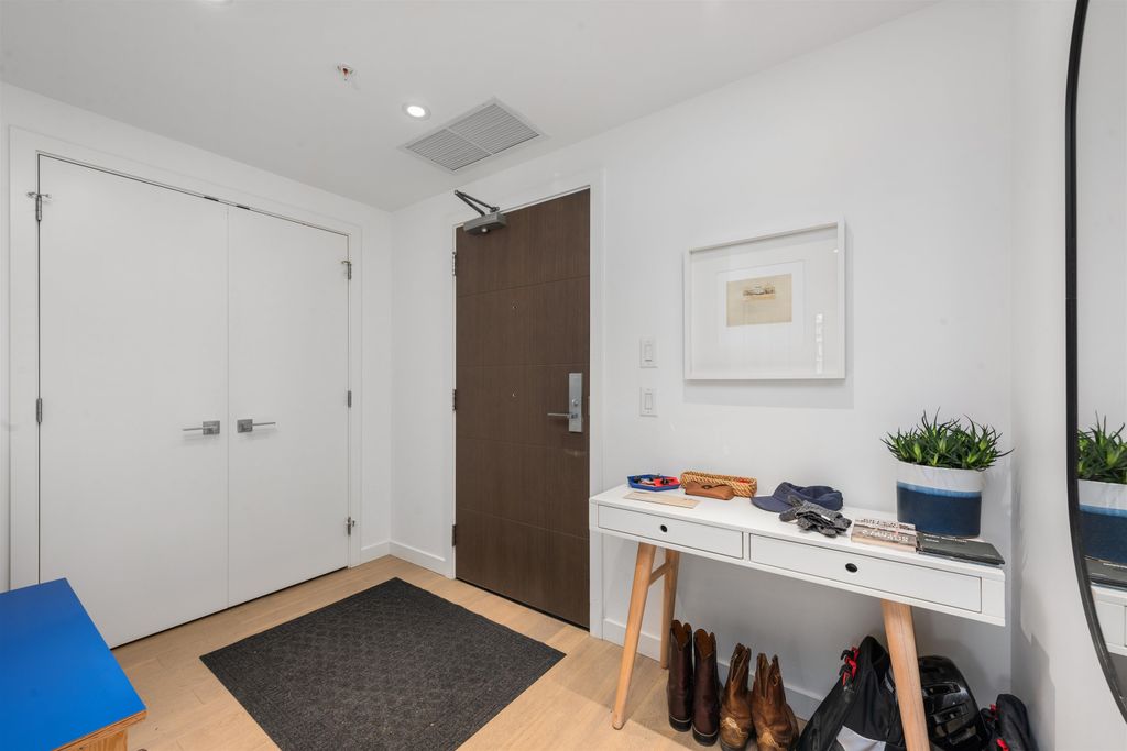 listing image 1106787605506831205