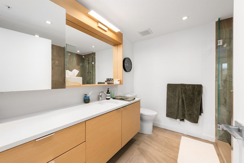 listing image 1109392456259716624