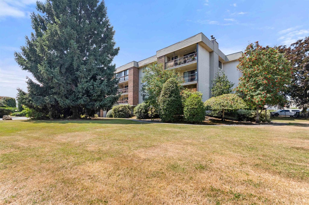 Photo of 45650 Mcintosh Drive #1108, Chilliwack, BC V2P 6Y5 (MLS # R3149284)