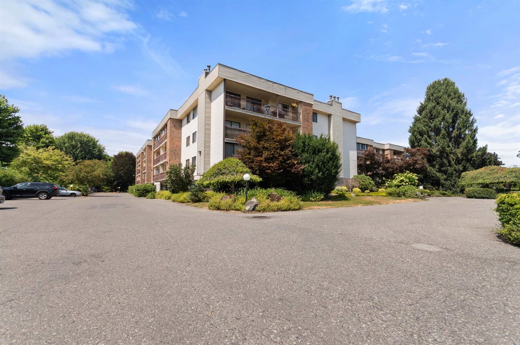 Photo of 45650 Mcintosh Drive #1108, Chilliwack, BC V2P 6Y5 (MLS # R3149284)