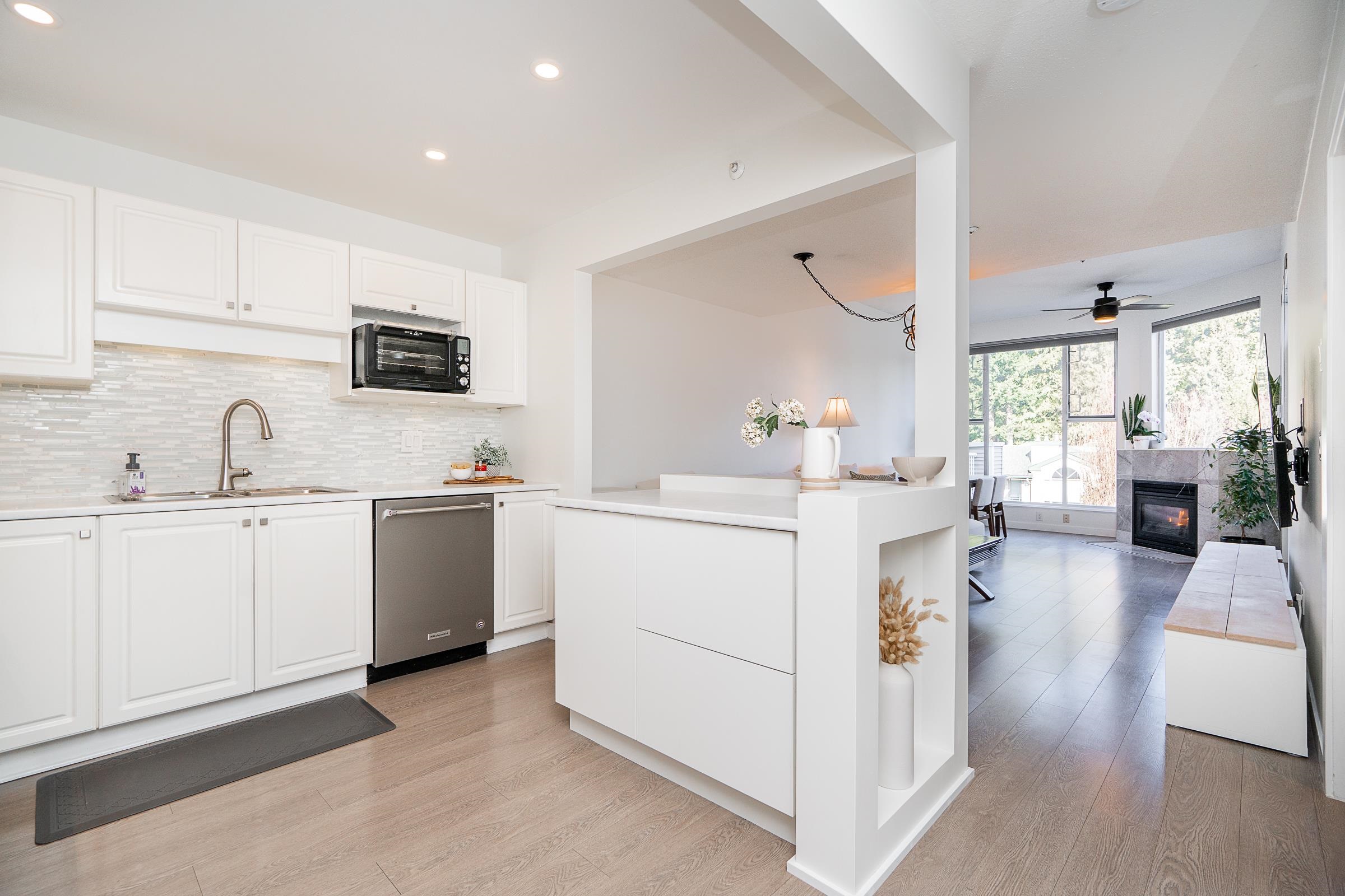 12155 191b Street 402