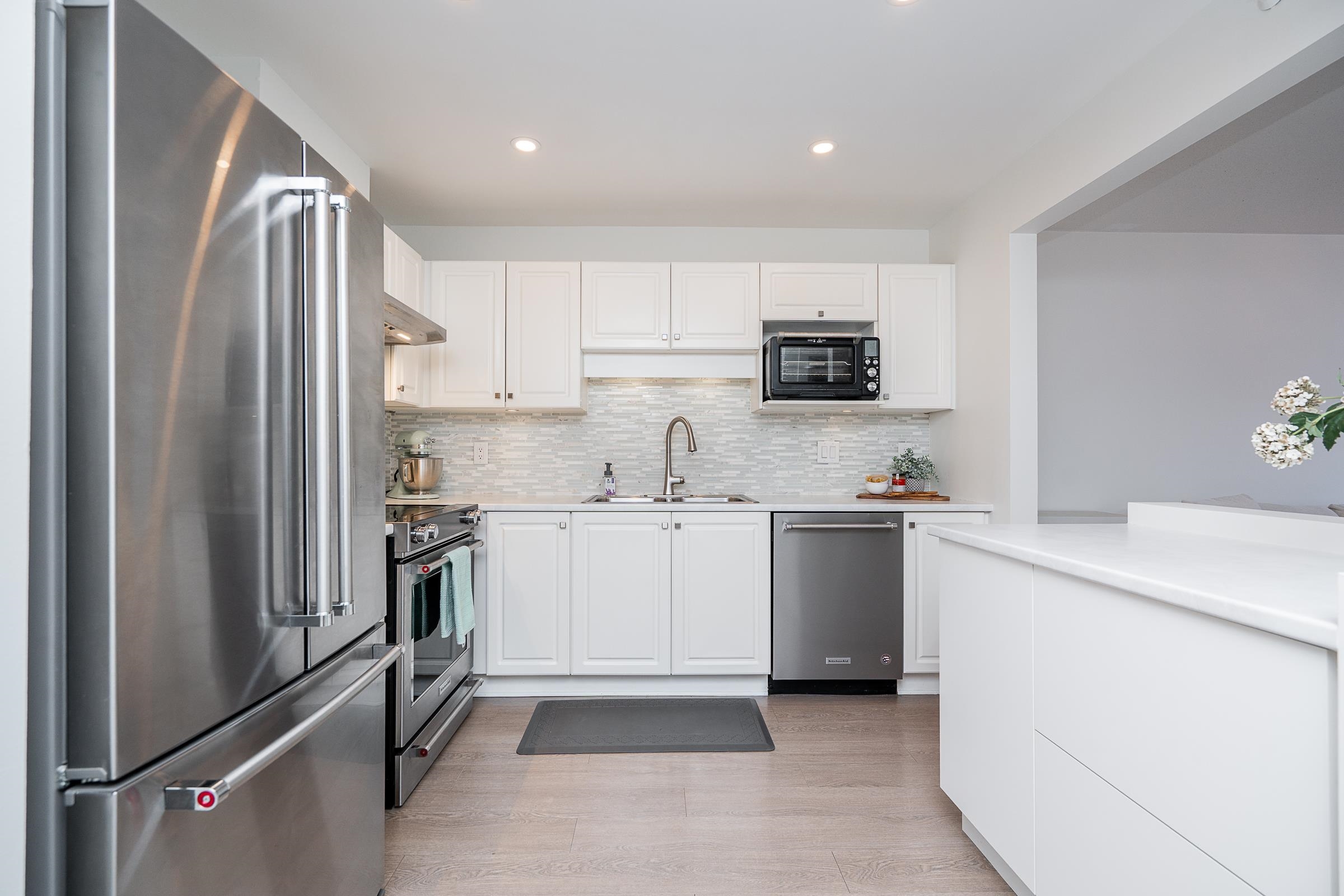 12155 191b Street 402