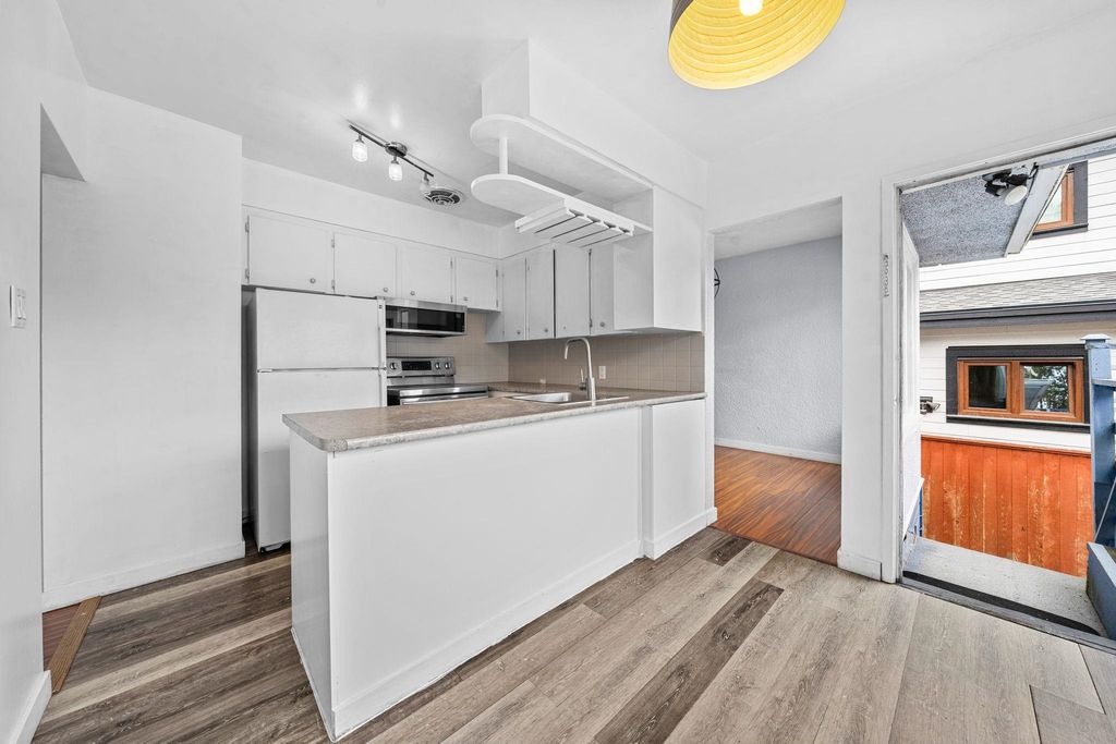 listing image 1104857462290723194