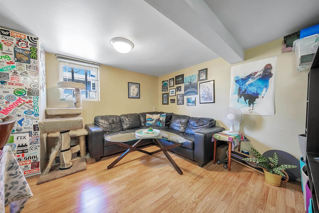 listing image 1105272282781216358