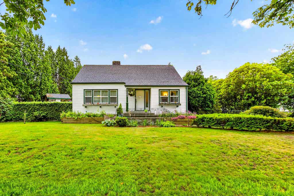 Photo of 21662 River Road, Maple Ridge, BC V2X 2B7 (MLS # R3148406)