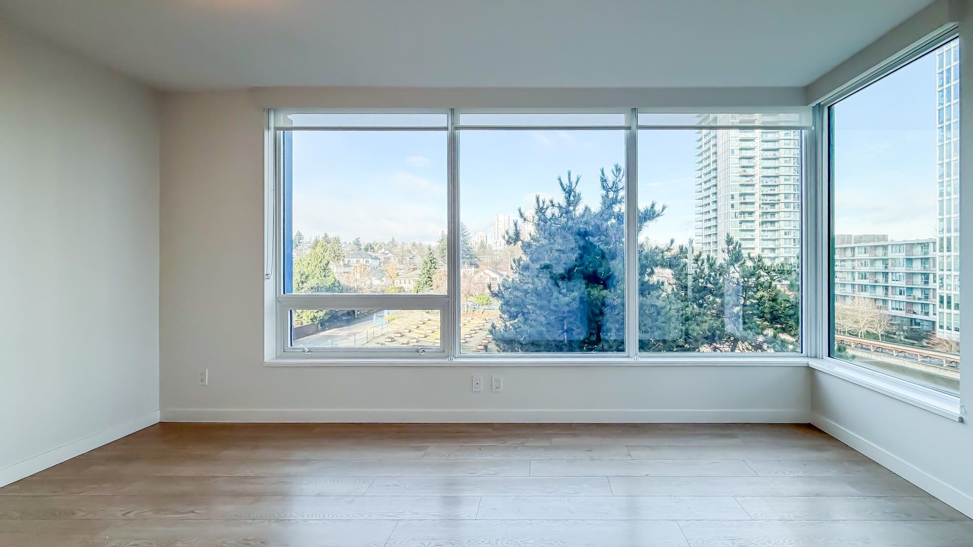 8189 Cambie Street 505