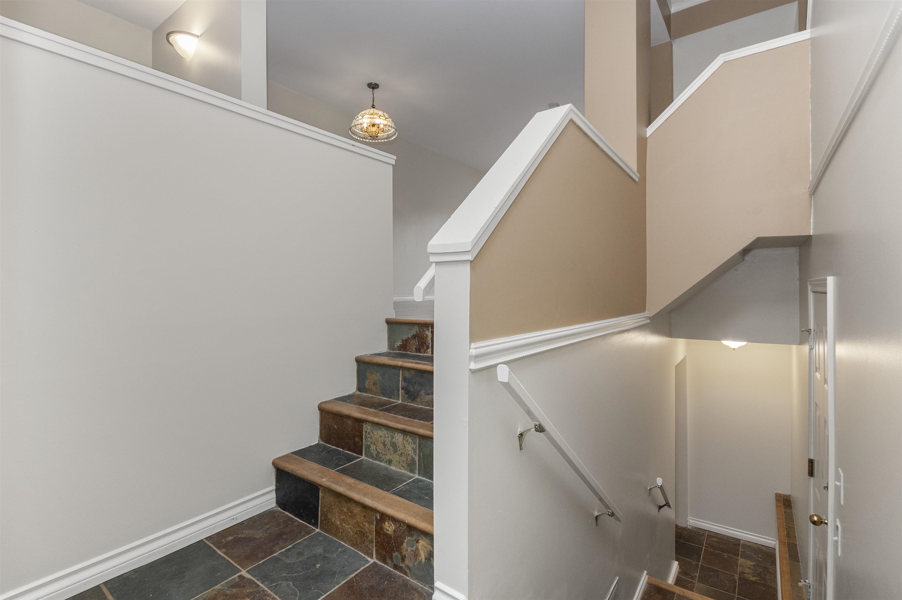 19252 119th Avenue 10