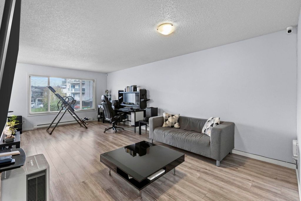 Photo of 46260 Harford Street #13, Chilliwack, BC V2P 2W3 (MLS # R3112333)
