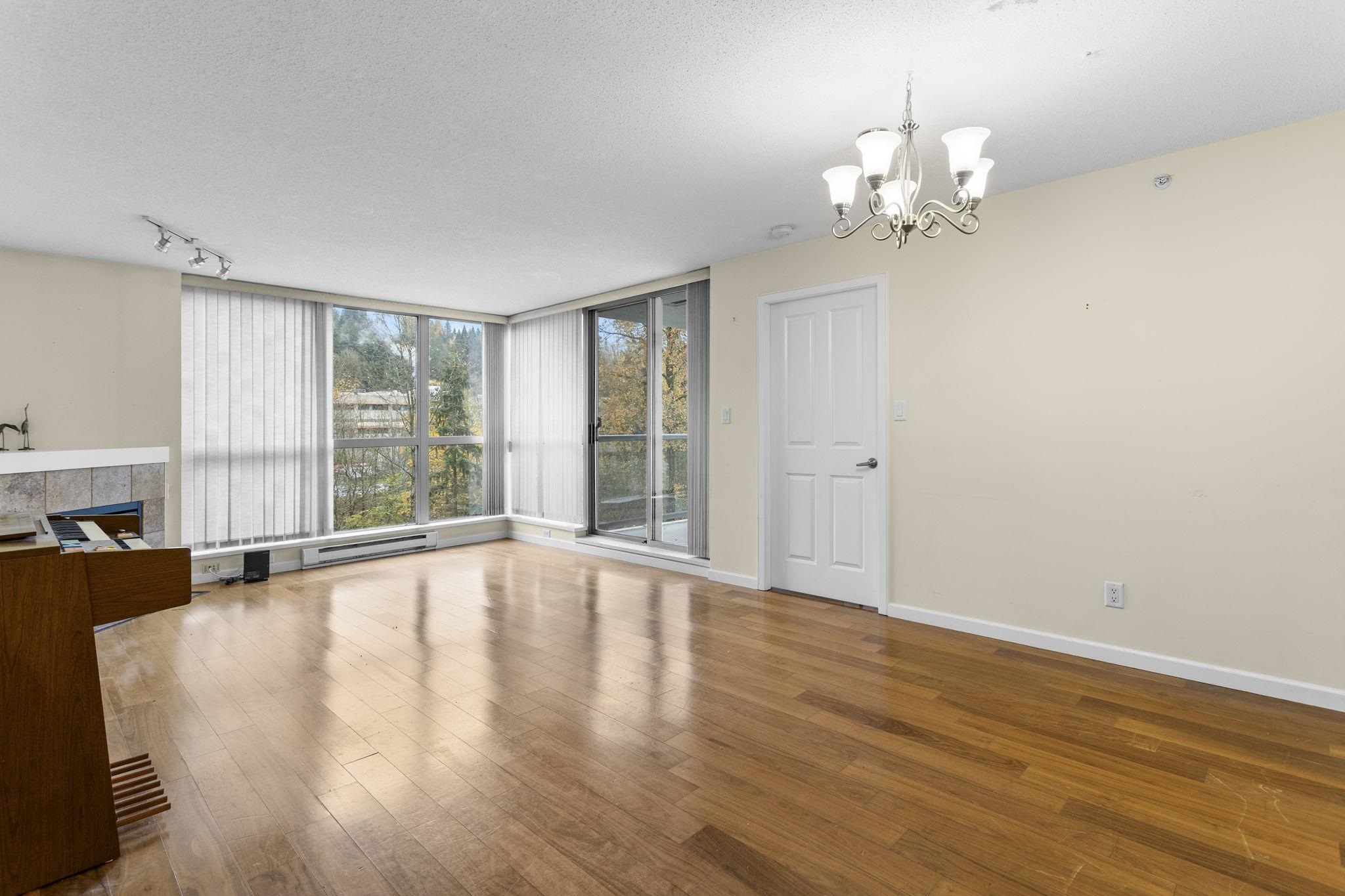 290 Newport Drive 602