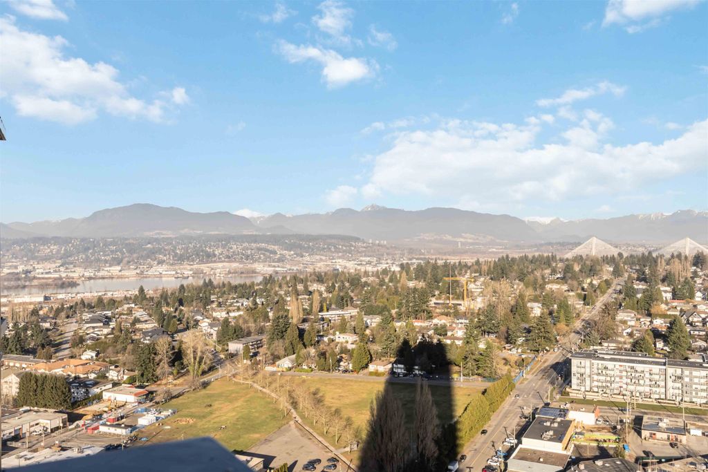 listing image 1103212532350713281