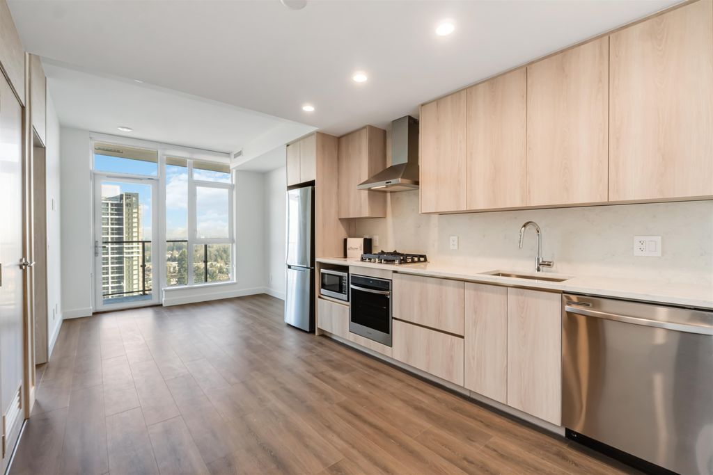 listing image 1106613664222523733