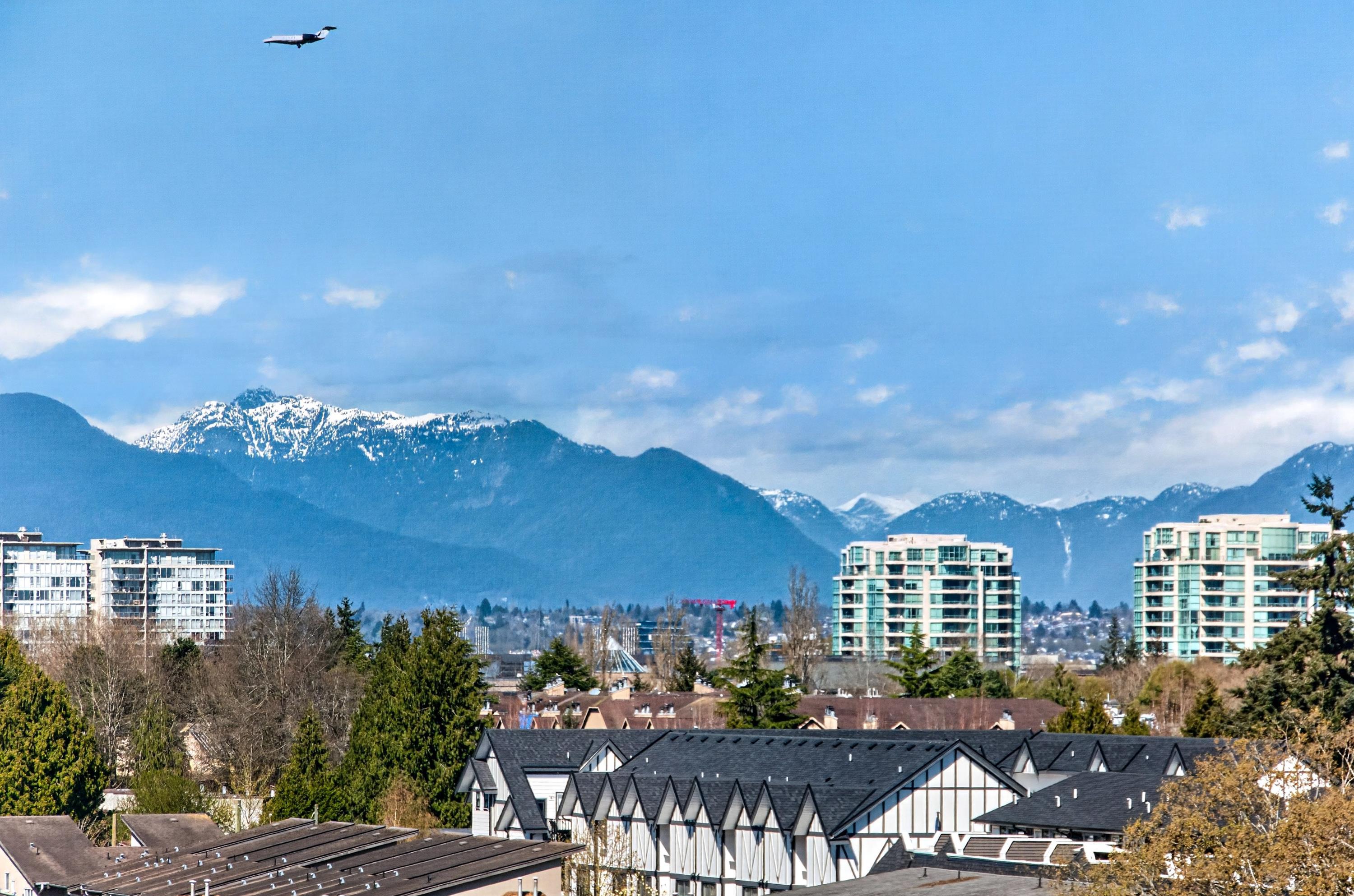 6611 Cooney Road 708