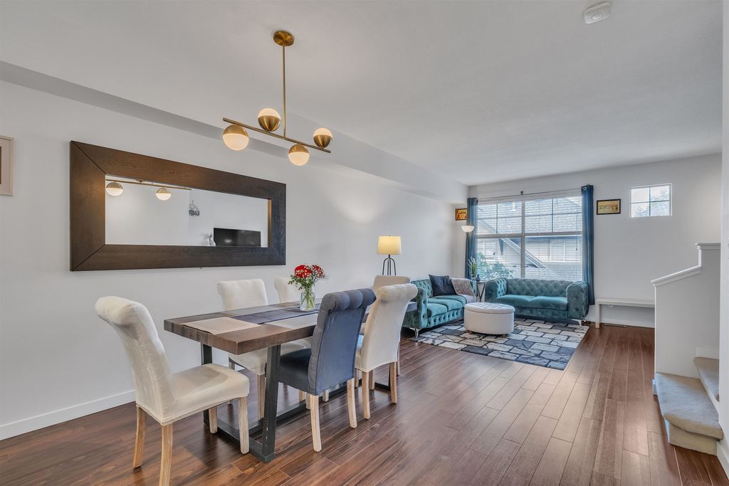 listing image 1100838470829369506
