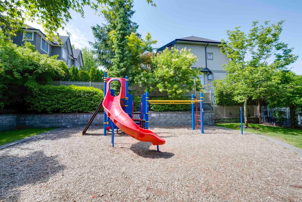 listing image 1103204902188134550