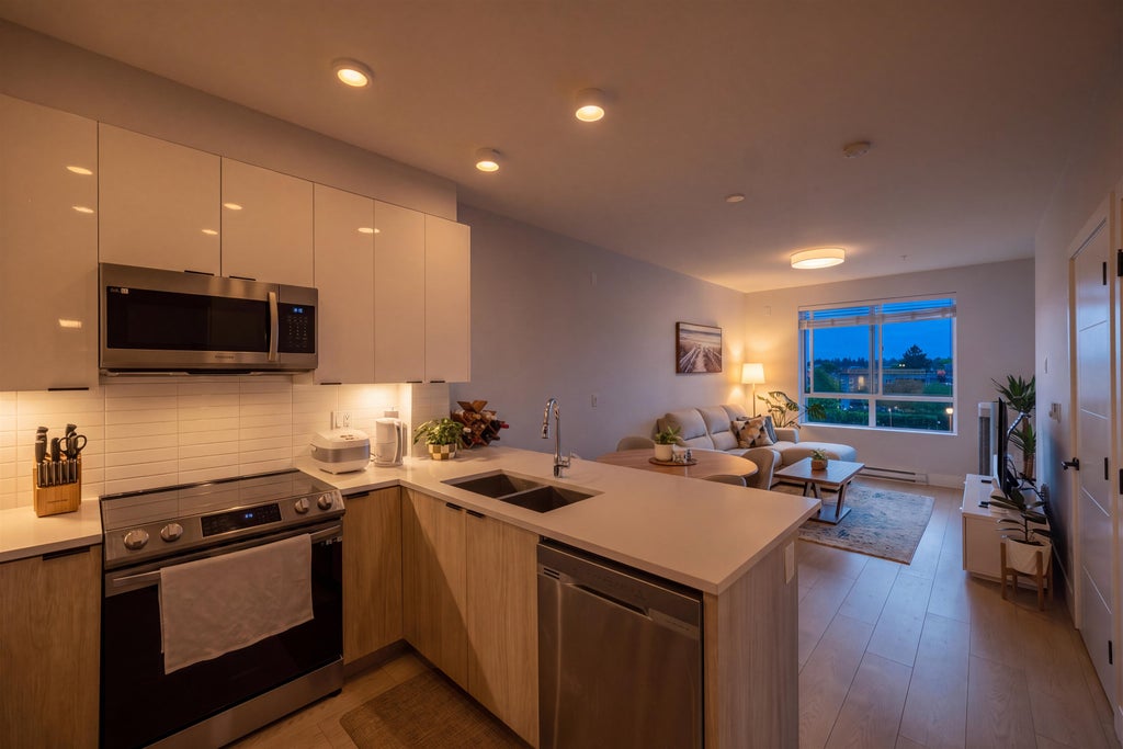 Photo of 20360 Logan Avenue #328, Langley, BC V3A 0P5 (MLS # R3165062)