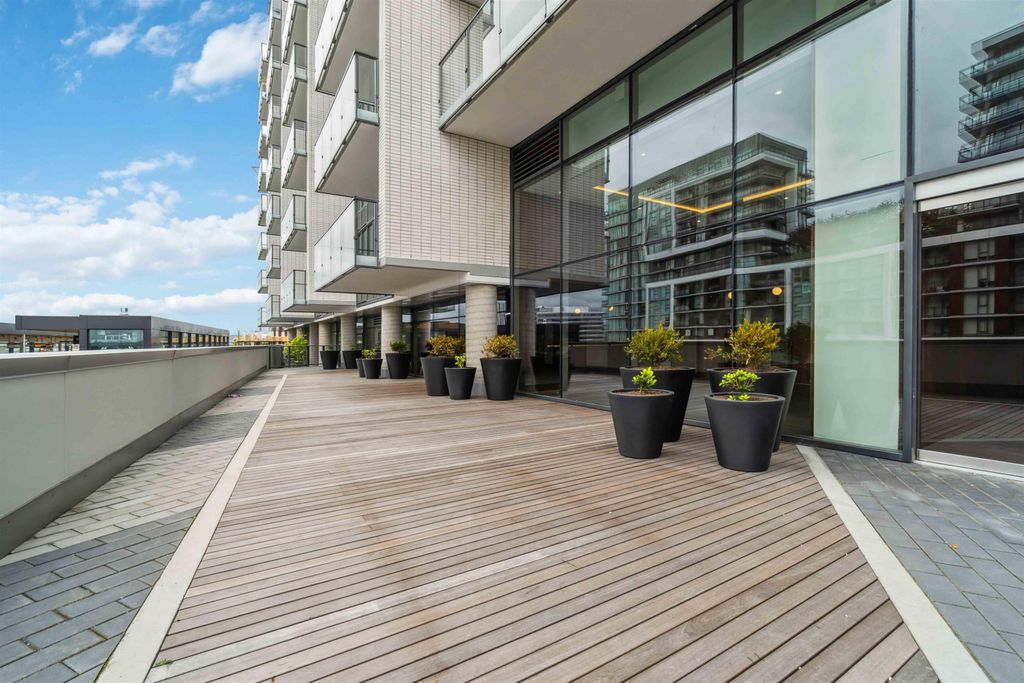listing image 1105162027943253434