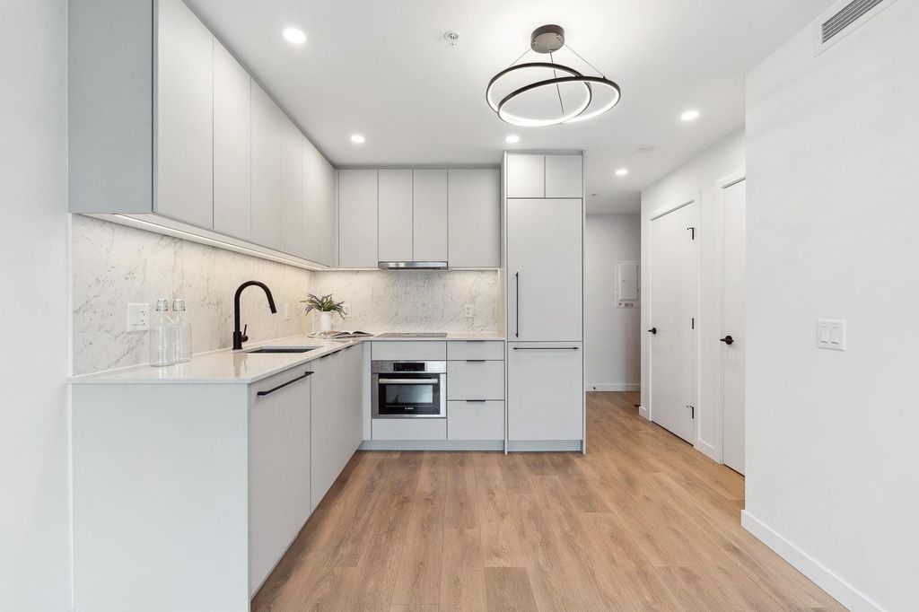listing image 1109711425740757927