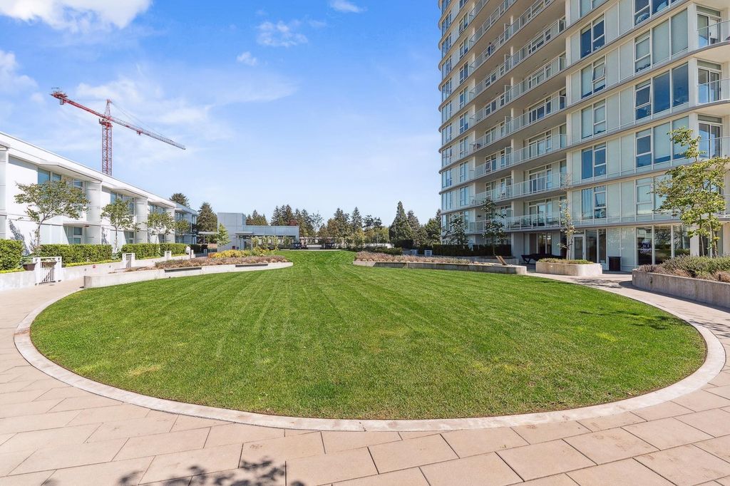 listing image 1105315035766642587