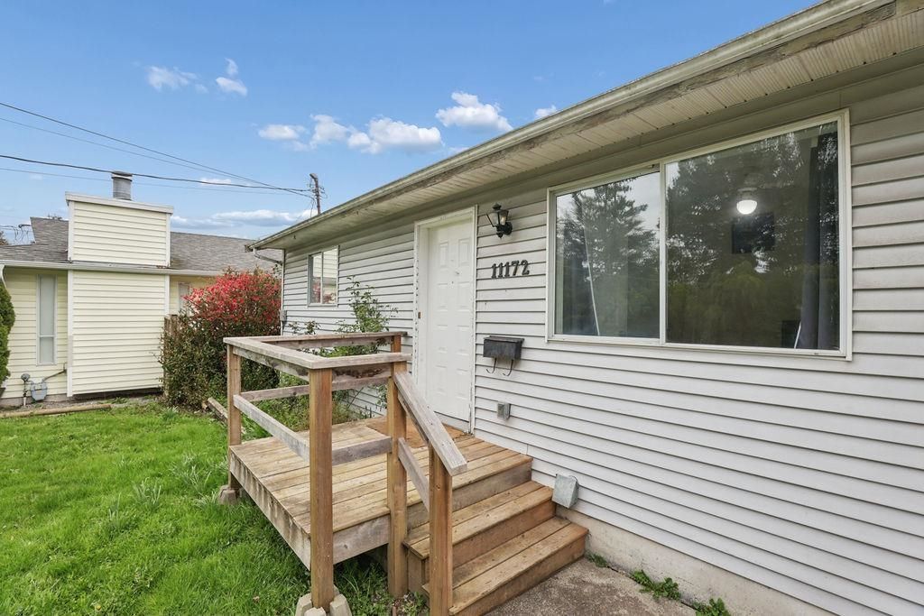 Photo of 11172 Charlton Street, Maple Ridge, BC V2X 9E5 (MLS # R3113902)