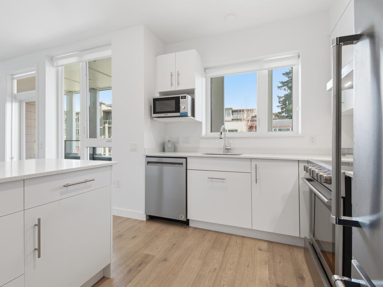 2137 Chesterfield Avenue 405