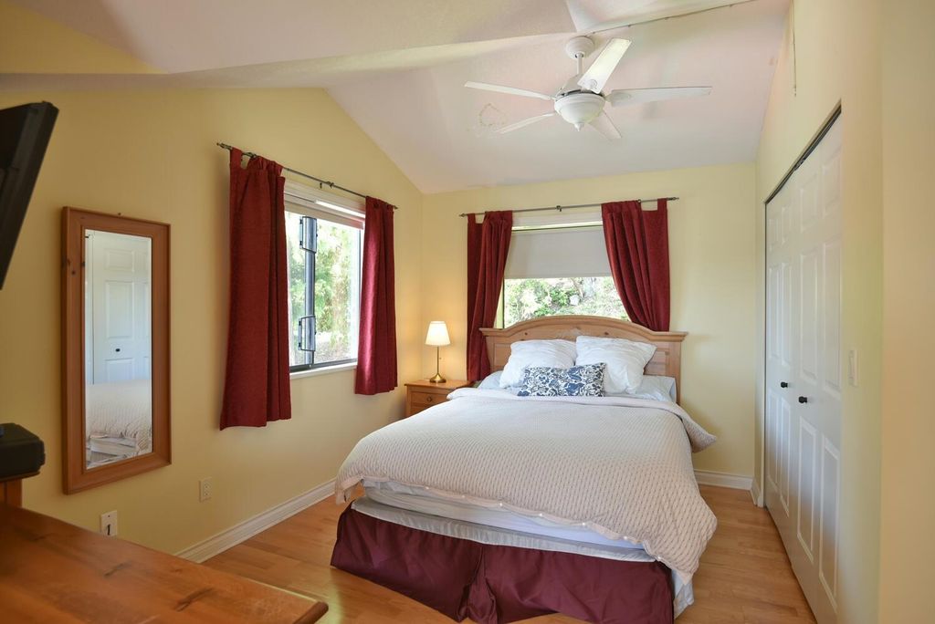 listing image 1100224557822476682