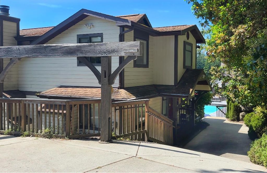 listing image 1103734690540308954