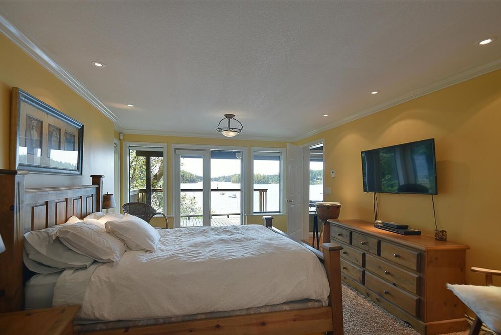 listing image 1107955034266848077