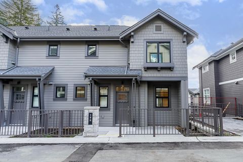 1310 Mitchell Street 196 Coquitlam BC V3E 0T9