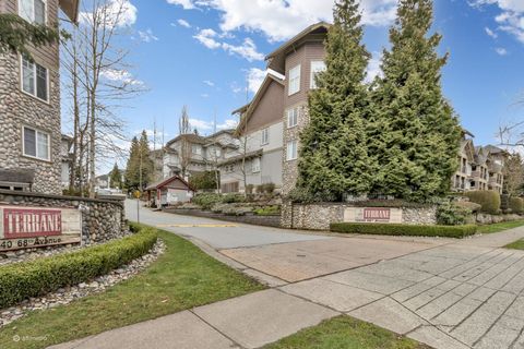 12040 68 Avenue 102 Surrey BC V3W 1P5