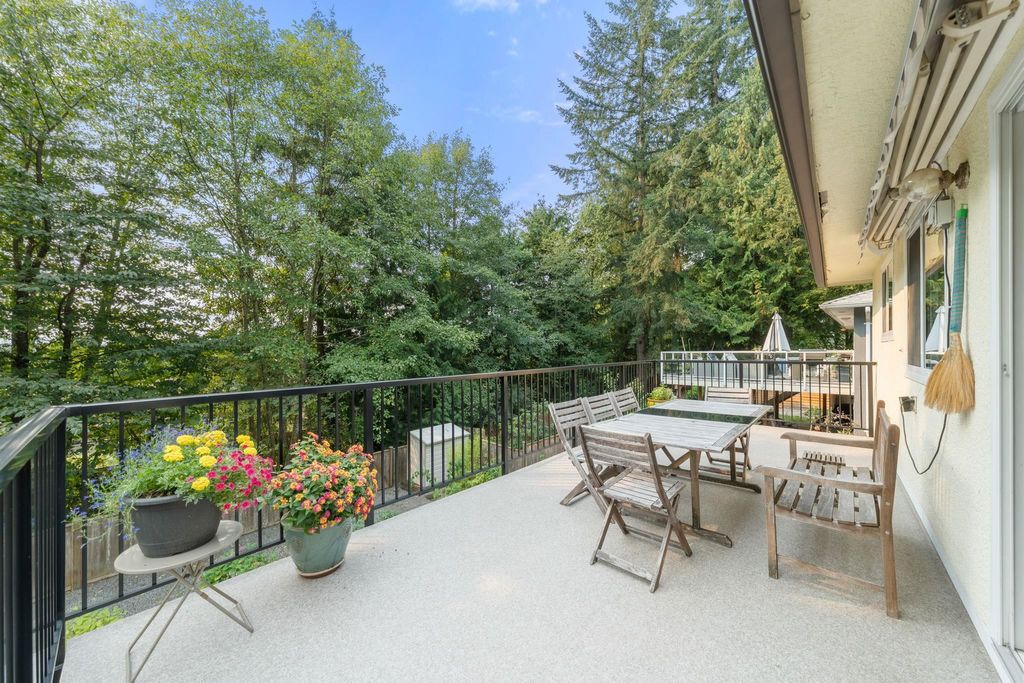 listing image 1103006126408632674